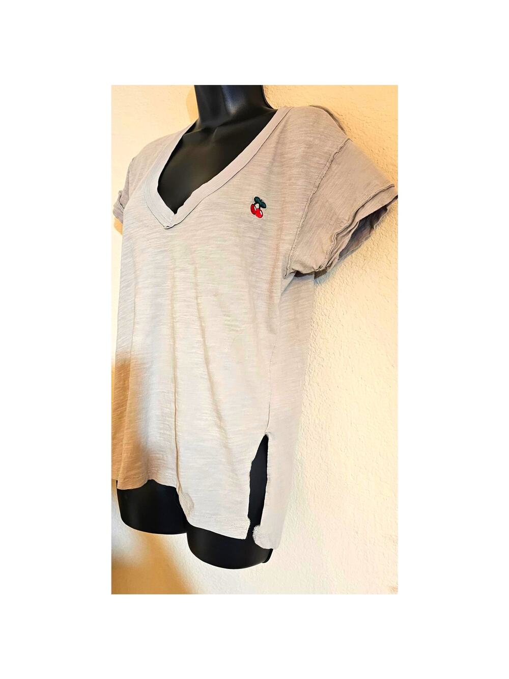 Vintage Pacha Ibiza 1967 Tan Cherry Logo Deep V Neck Tee Top Small